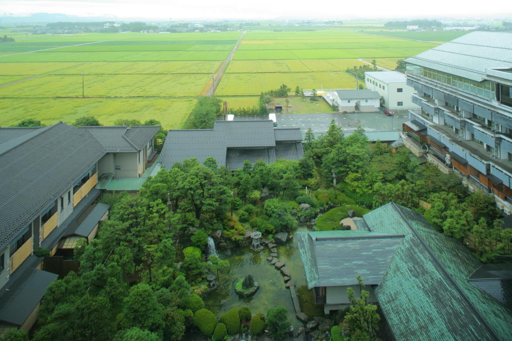 Grandia Housen Hotel Awara Luaran gambar